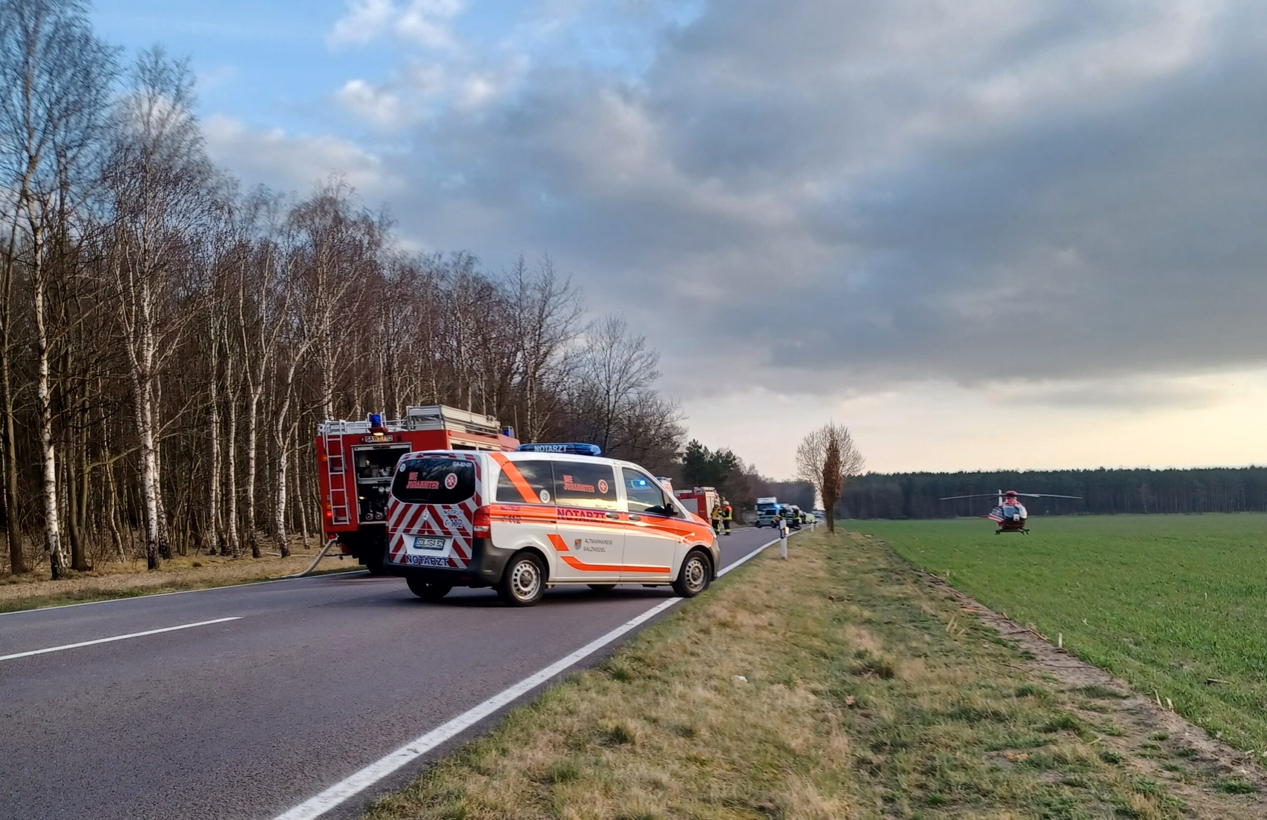 Kreisgrenze Börde/Altmark: Unfall Mit Tragischem Ausgang Auf Der B71 ...